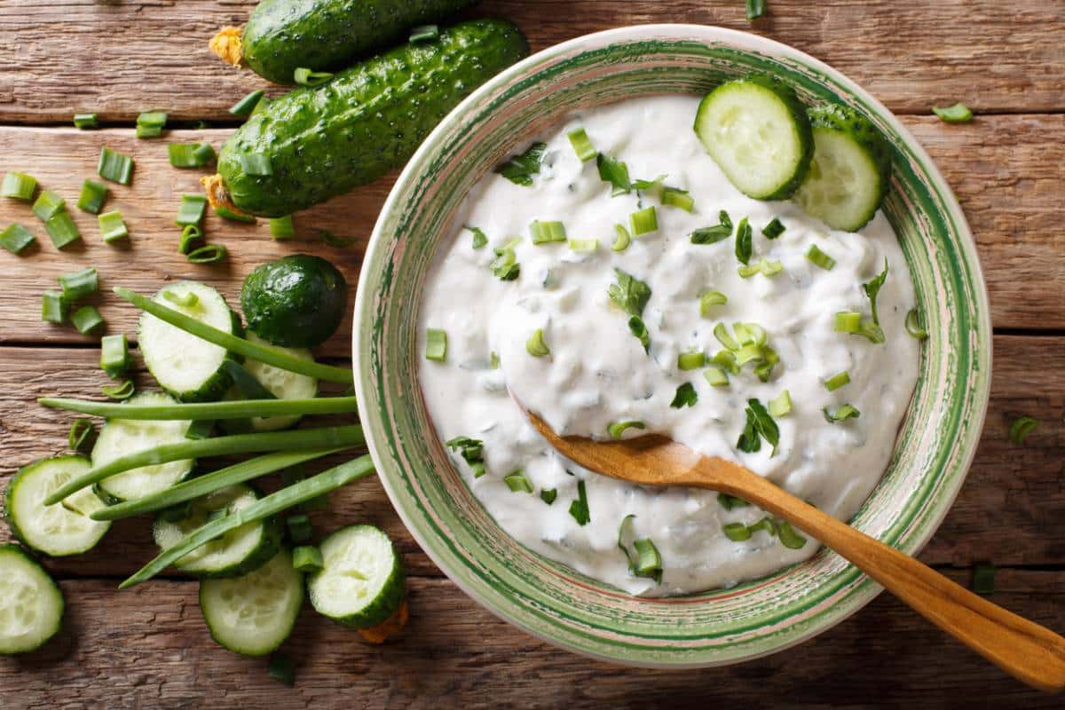 Quels dips choisir pour votre apéritif dînatoire ?