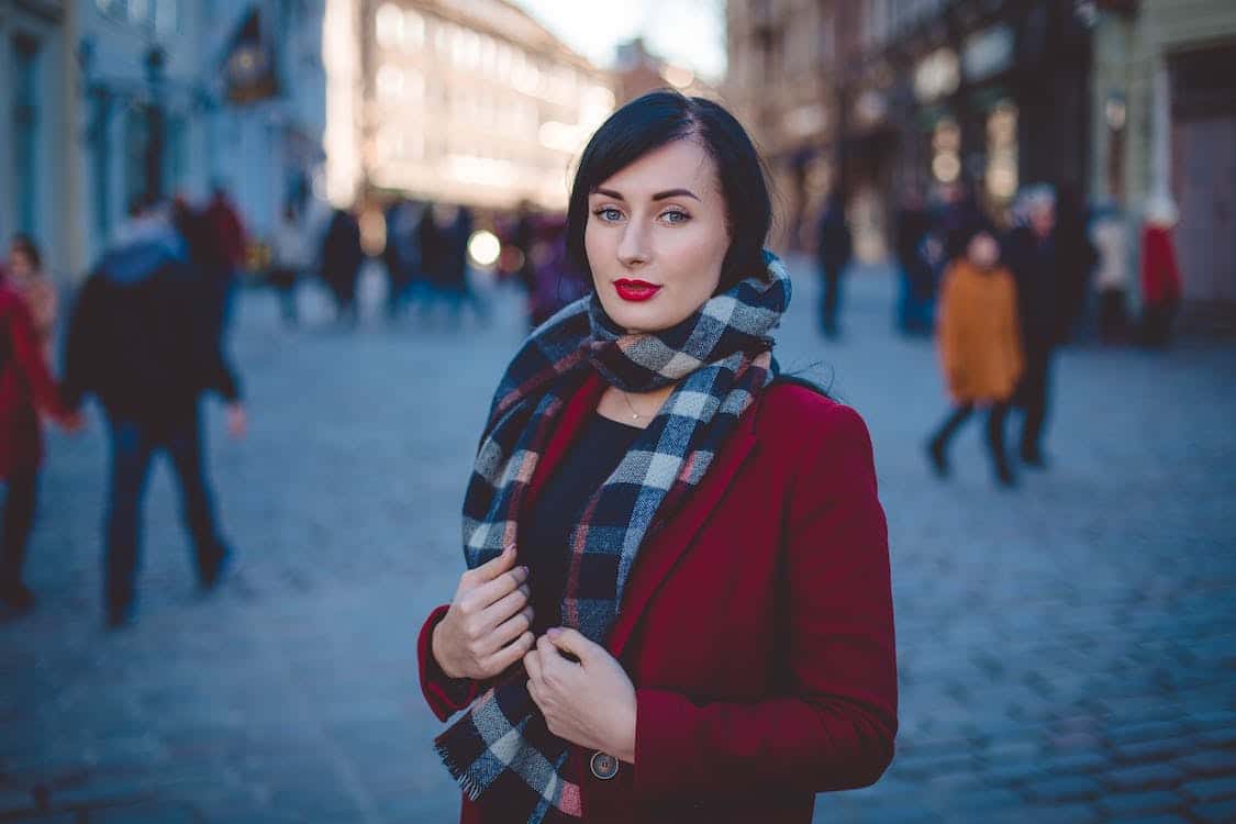 Écharpe en cachemire : que savoir sur cet accessoire de mode intemporel ?