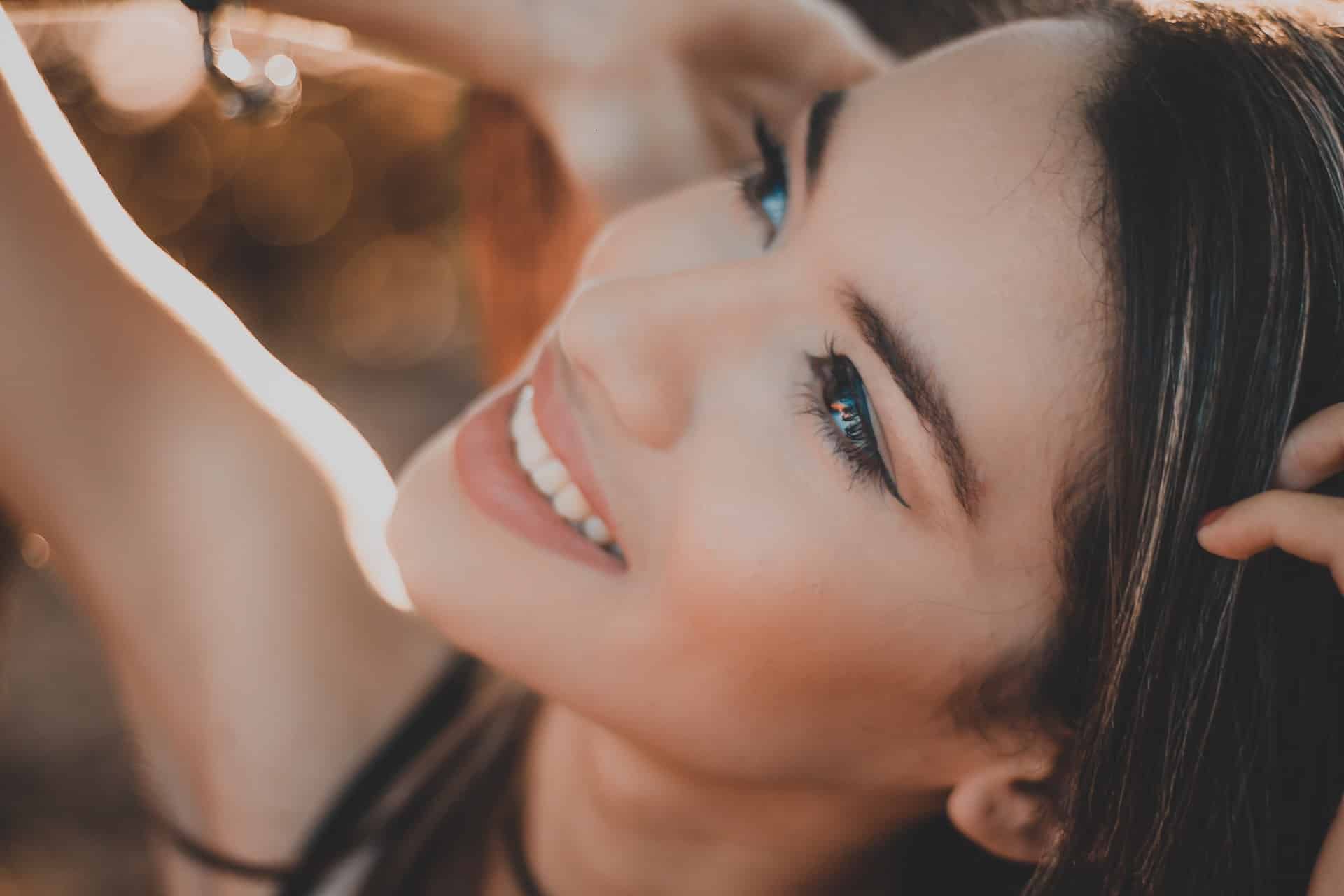Découvrez la marque de maquillage d Ariana Grande REM Beauty