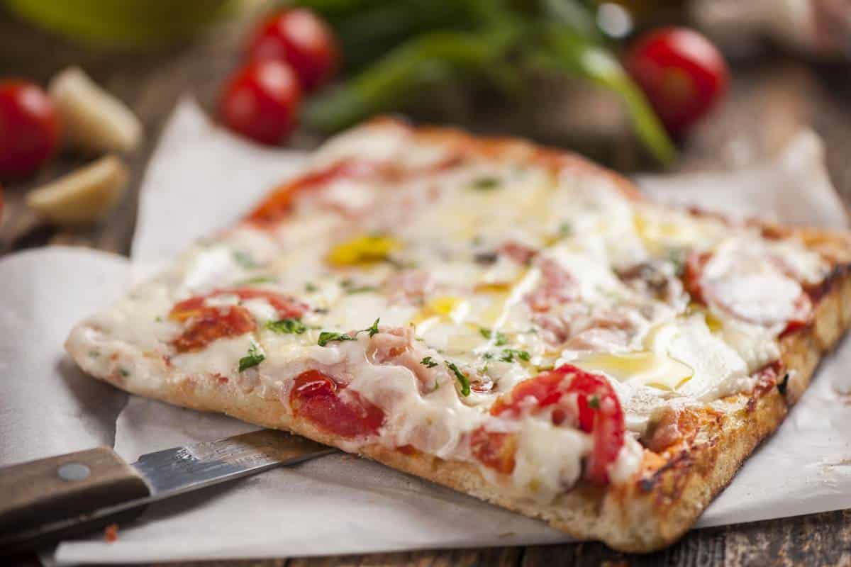 Innovations et tendances actuelles dans la préparation de pizzas