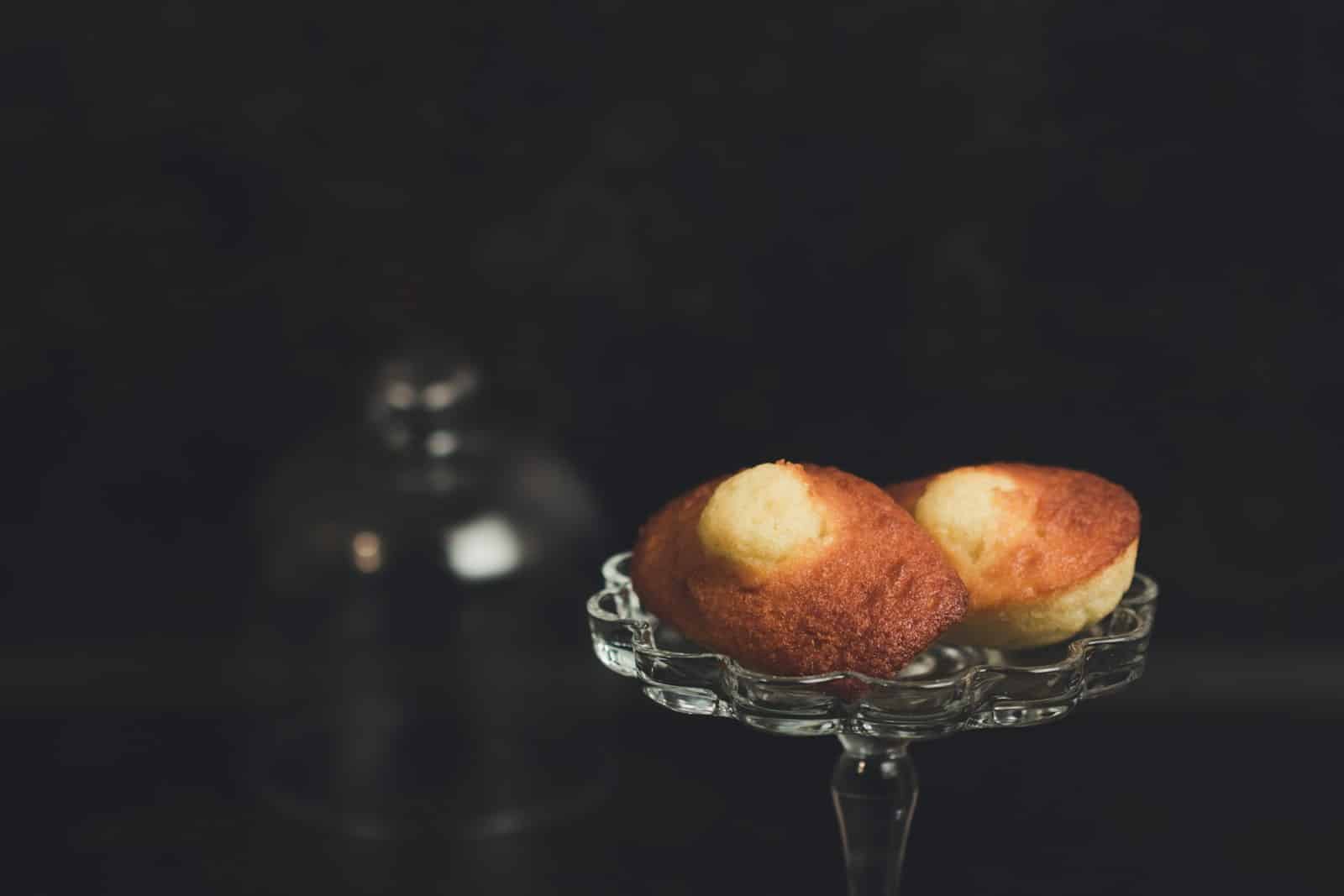 Les secrets pour préparer des madeleines fourrées à la fraise