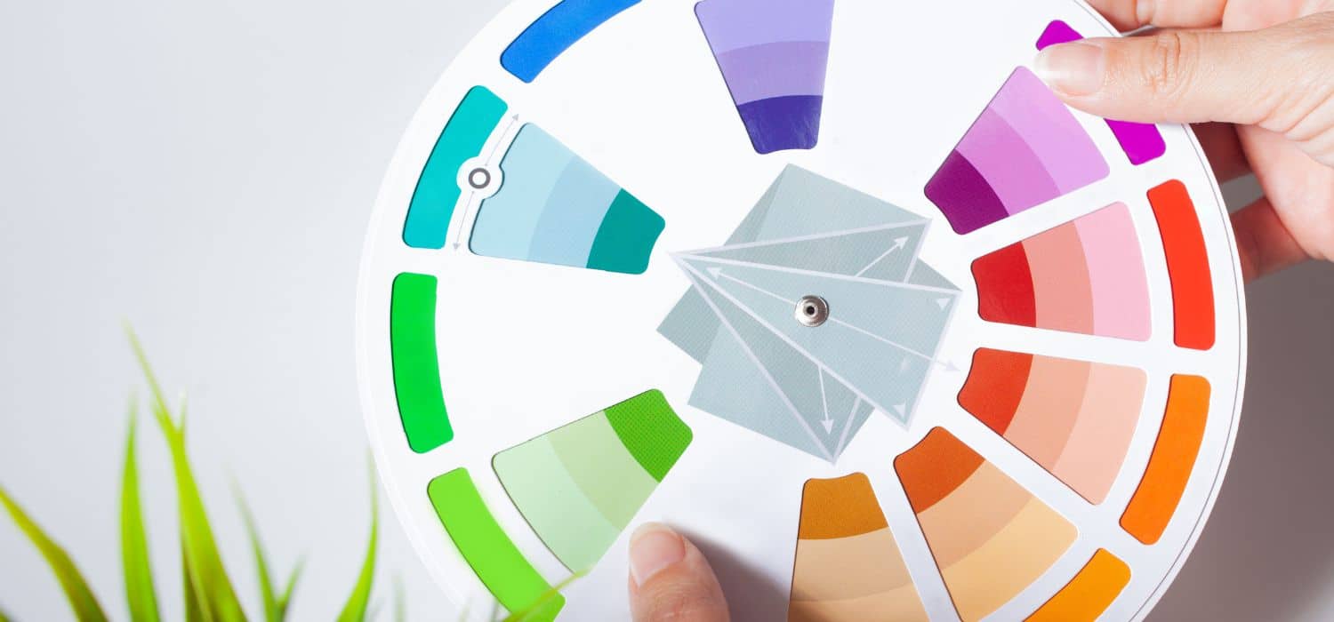Colorimétrie : 5 conseils de mode pour un style unique !