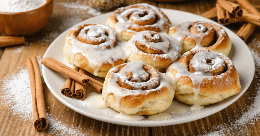 Cinnamon roll : une alternative rapide avec des tortillas pour un dessert express