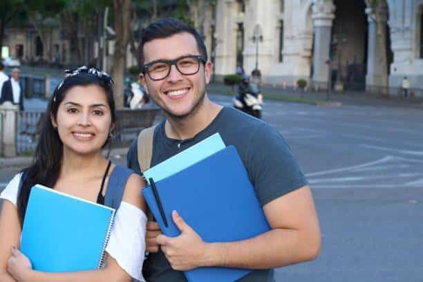 Parcoursup trop opaque, envie de vous b&acirc;tir un profil international  ? Faites vos &eacute;tudes en Espagne