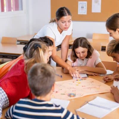 Classe flexible au primaire : l’espace qui libère l’apprentissage