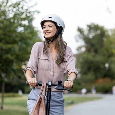 Des embouteillages à la liberté grâce à la trottinette électrique