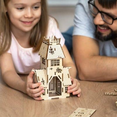 Book nook : l’art miniature qui transforme une bibliothèque en décor de rêve